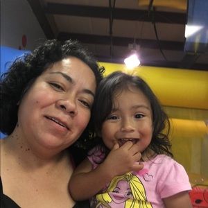 Meet your Posher, Rosalba